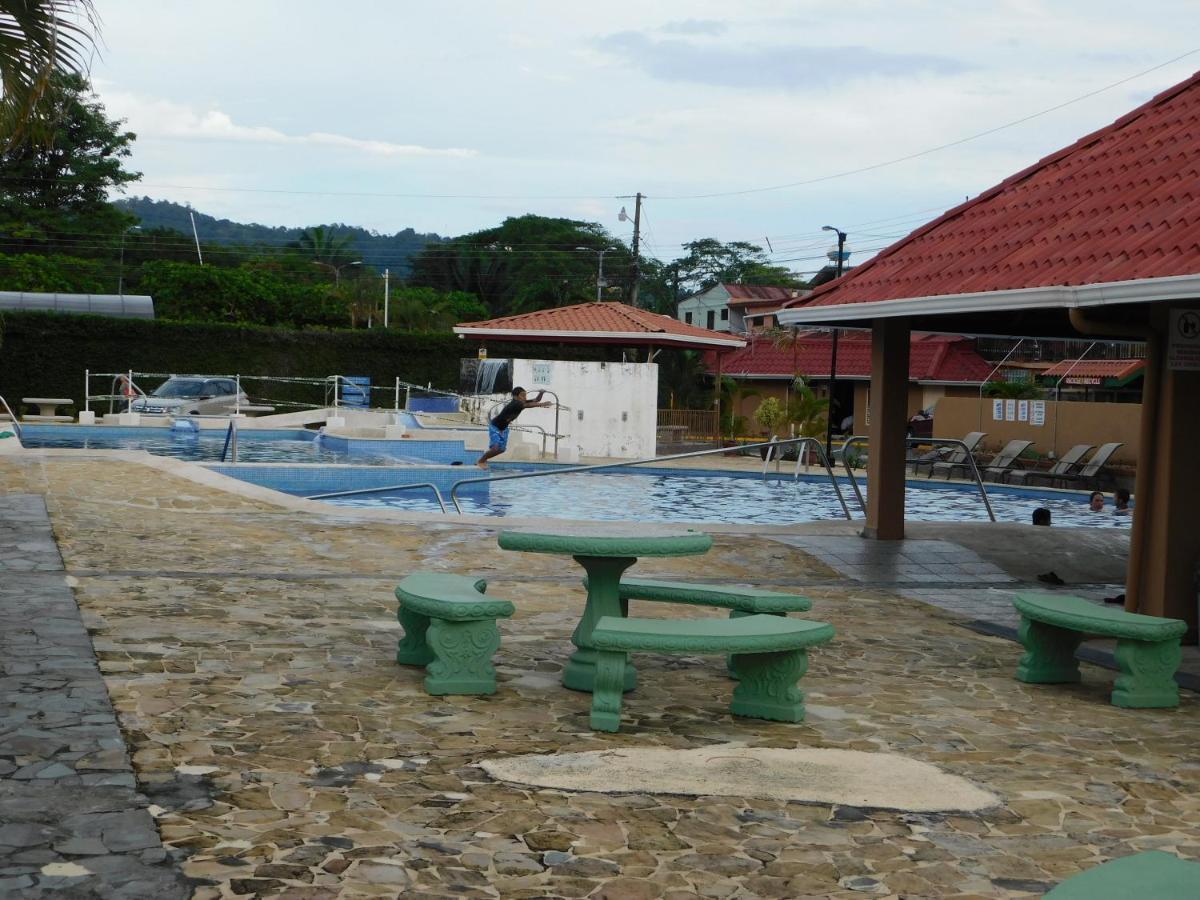 Condo Villa B27 Sleeps Five People - B28 Sleeps Six People - Price Includes Housekeeping Fees Not Taxes - Very Close To The Pool And Beach! Jacó Extérieur photo