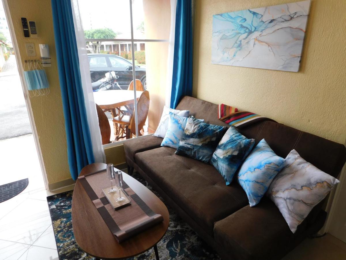 Condo Villa B27 Sleeps Five People - B28 Sleeps Six People - Price Includes Housekeeping Fees Not Taxes - Very Close To The Pool And Beach! Jacó Extérieur photo